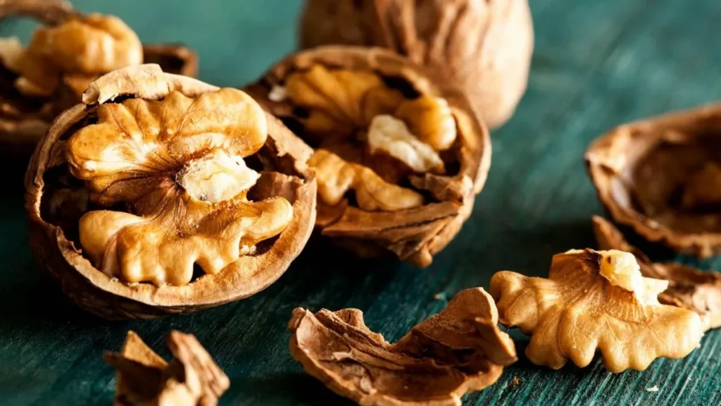 Le noci fanno davvero bene al cuore? Ecco cosa dicono gli esperti